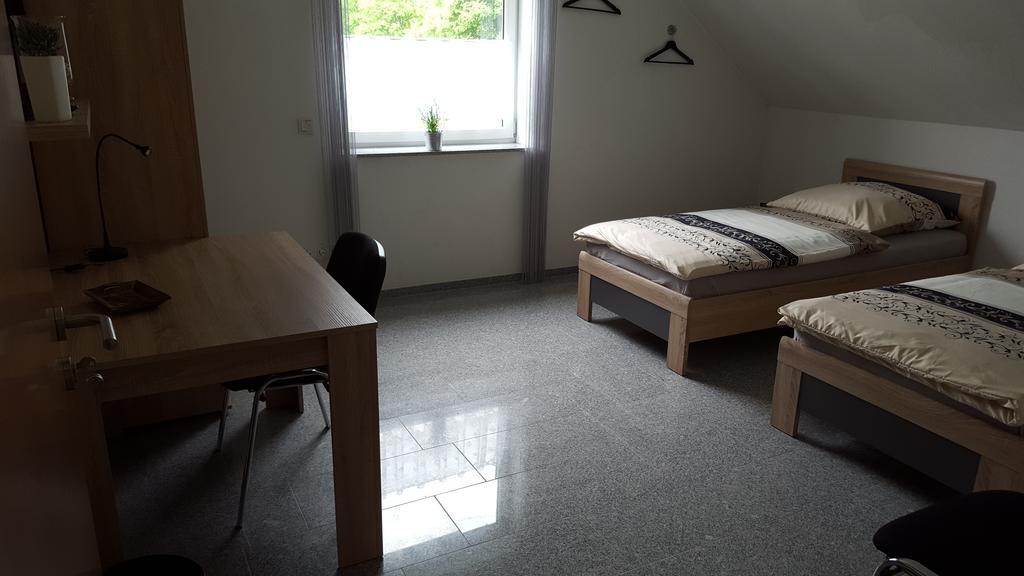 Haus-Bernhard-Hp Apartment Herschweiler-Pettersheim Ngoại thất bức ảnh